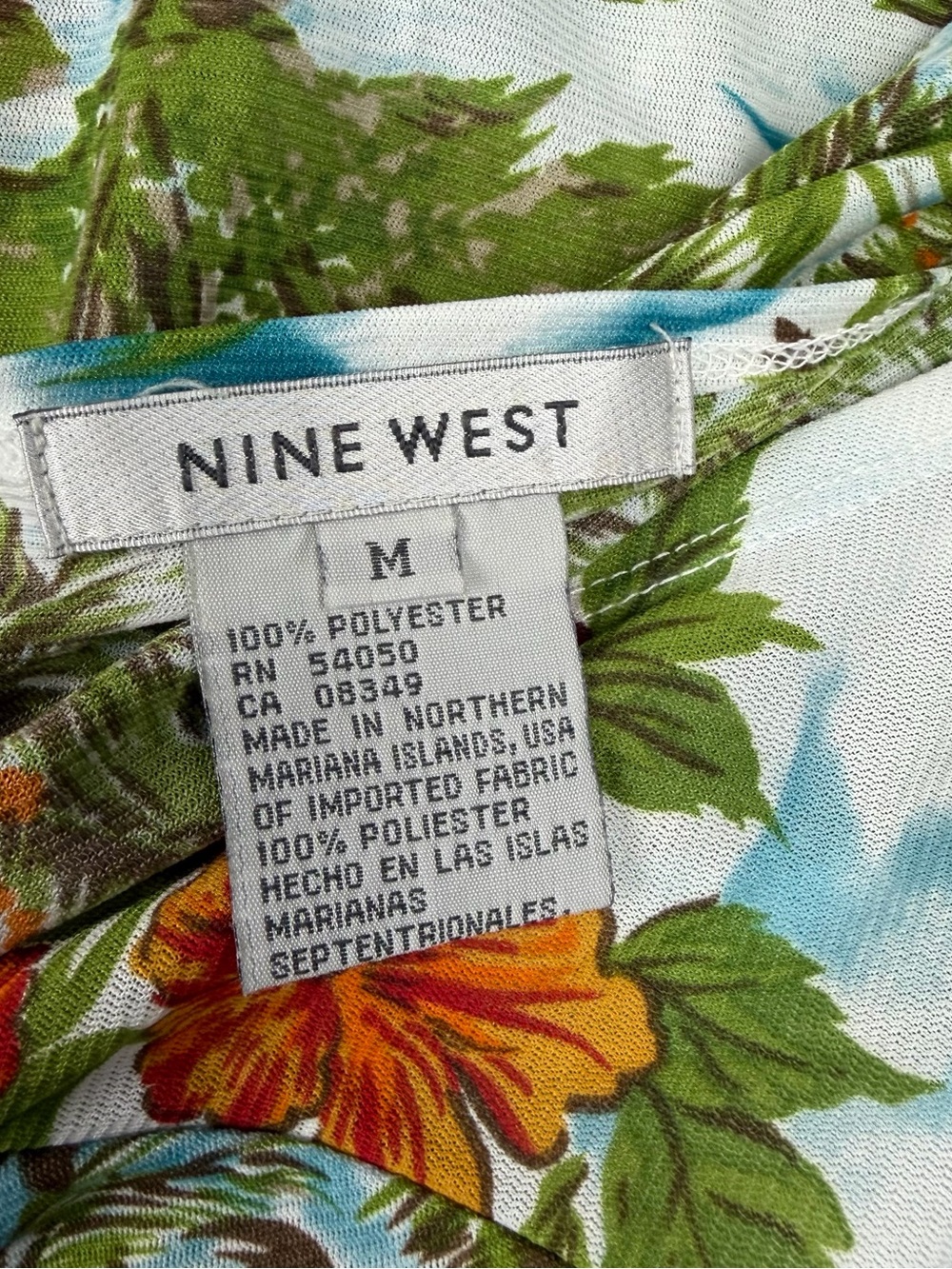 Nine West Tropical Palm Floral Print Scoop Neck Top Sz M - Picture 4 of 4